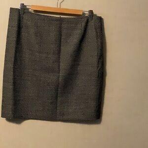 Elegant Black and White Pencil Skirt